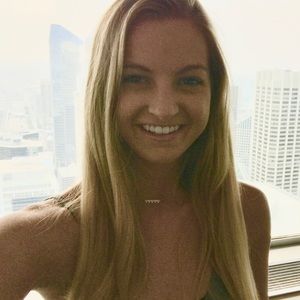 Meet your Posher, Alexandra